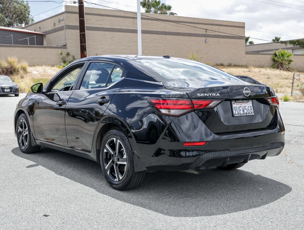 Used 2025 Nissan Sentra SV FWD image 6