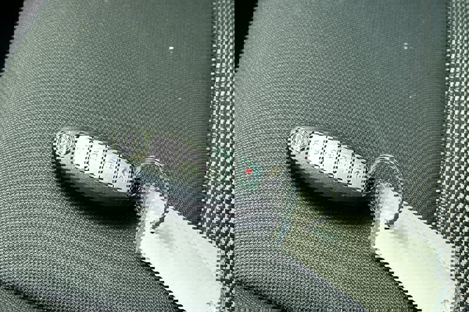 Used 2017 Nissan Pathfinder SV w/ Cargo Package image 29