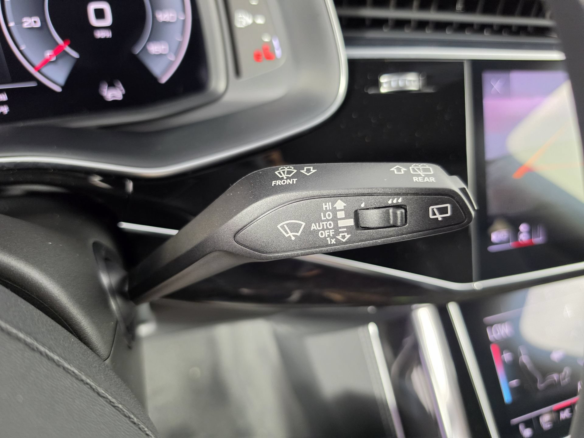 New 2026 Audi Q7 2.0T Premium Plus AWD/4WD image 24