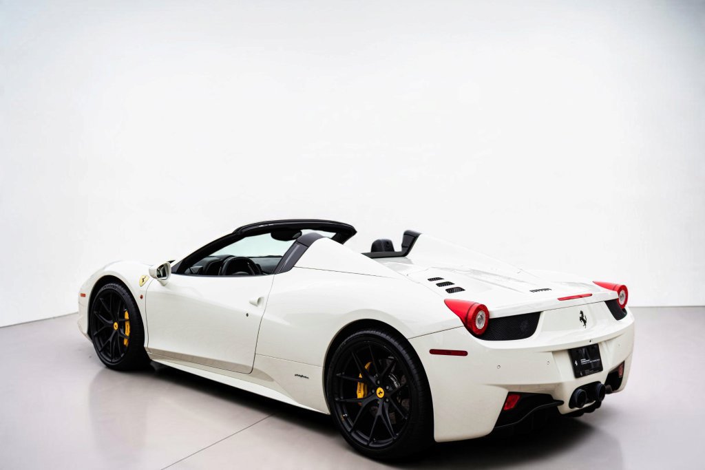 Used 2014 Ferrari 458 Spider RWD image 8
