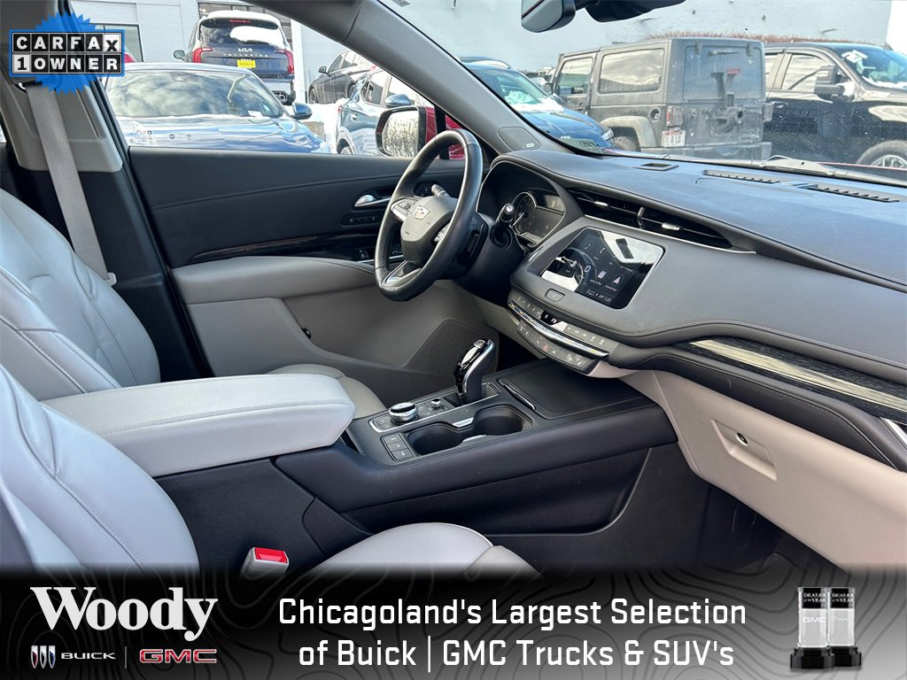 Used 2023 Cadillac XT4 Premium Luxury image 28