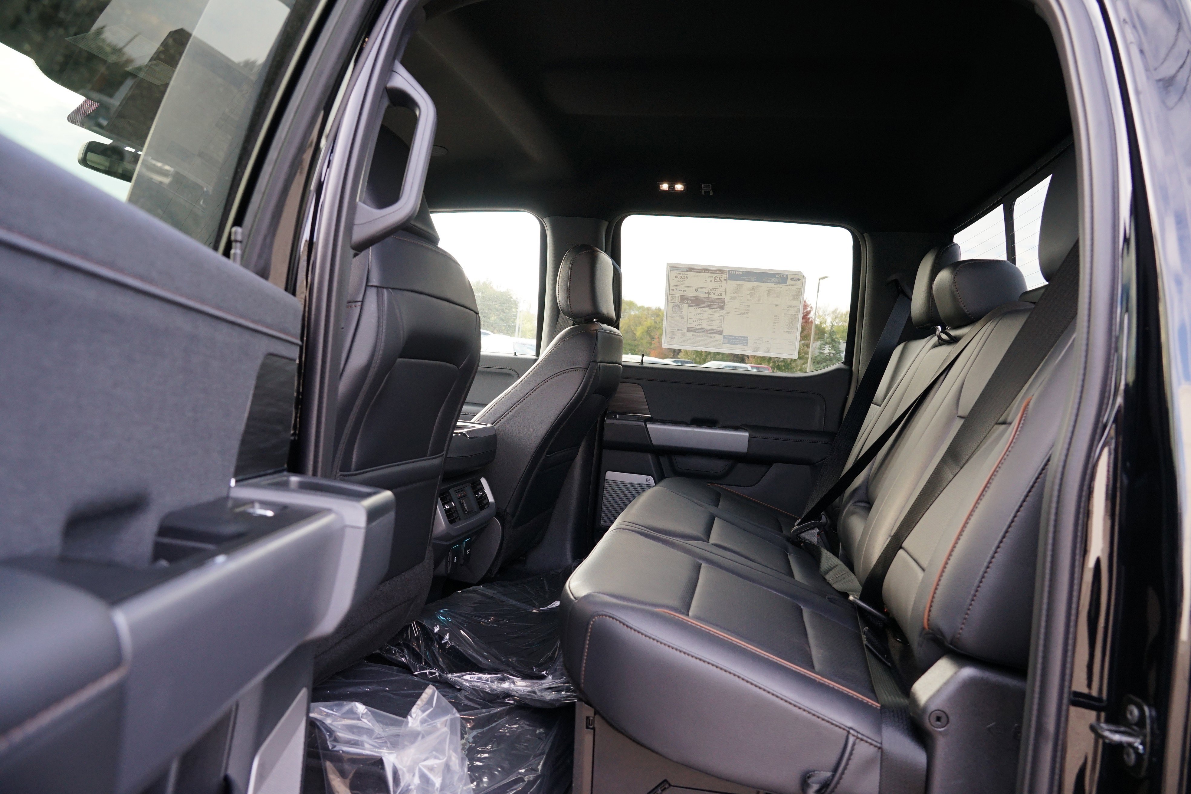 New 2025 Ford F150 Lariat w/ Equipment Group 502A High image 18