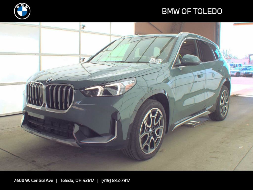 Used 2025 BMW X1 xDrive28i image 1