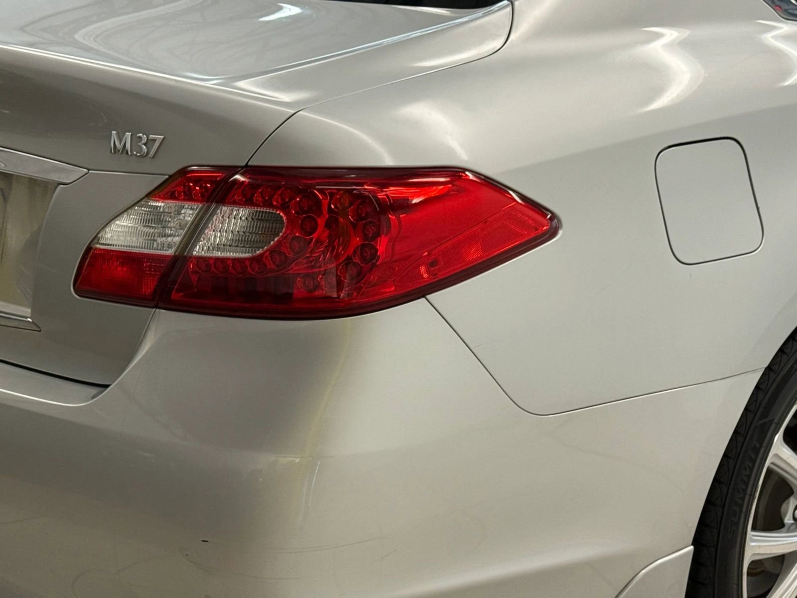 Used 2012 INFINITI M37 w/ Premium Pkg image 10