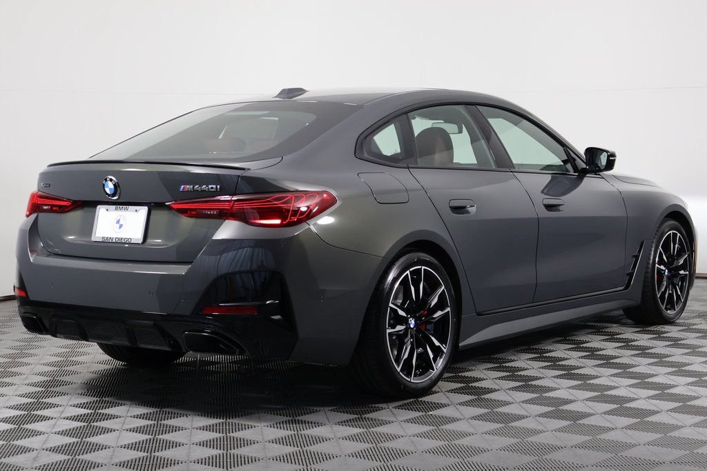 New 2027 BMW 440i xDrive w/ Premium Package AWD/4WD image 2