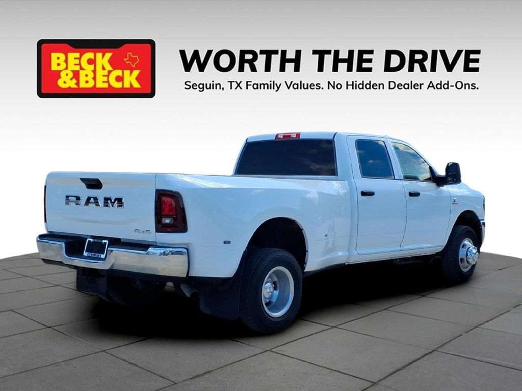 Used 2026 RAM 3500 Tradesman w/ Chrome Appearance Group A AWD/4WD image 5