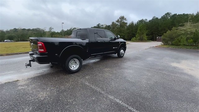 Used 2021 RAM 3500 Limited image 3
