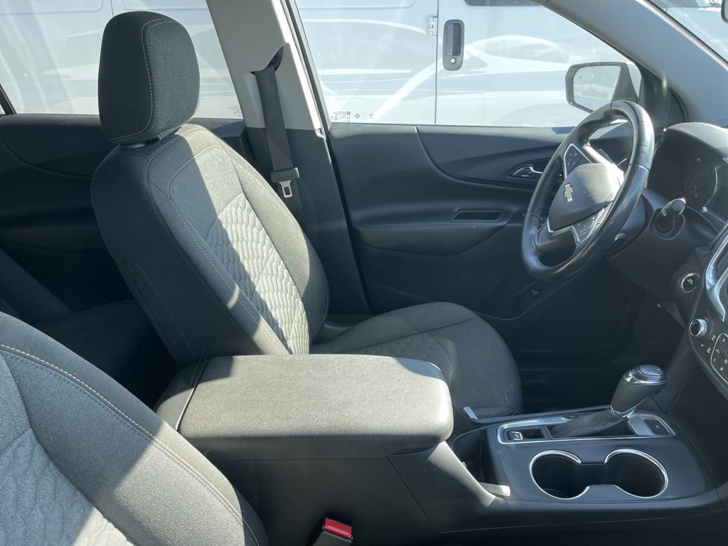 Used 2019 Chevrolet Equinox LT AWD/4WD image 11