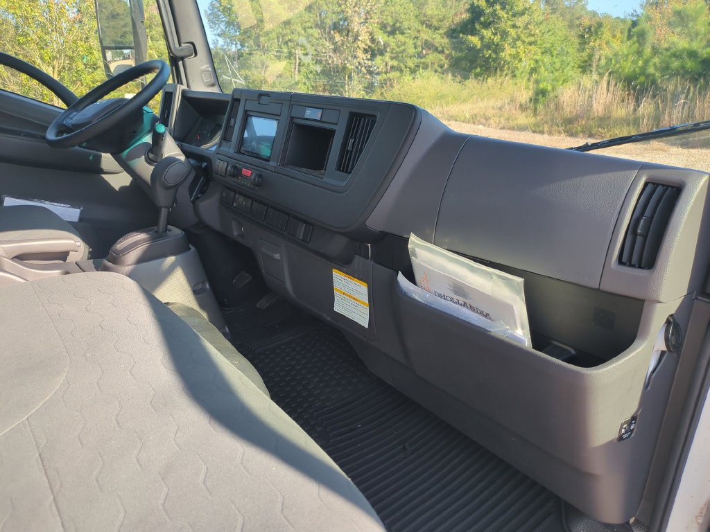 New 2025 Chevrolet Low Cab Forward 4500 XD RWD image 31