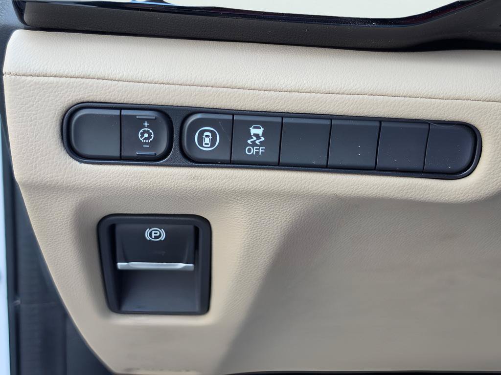 Used 2023 Acura MDX SH-AWD image 16