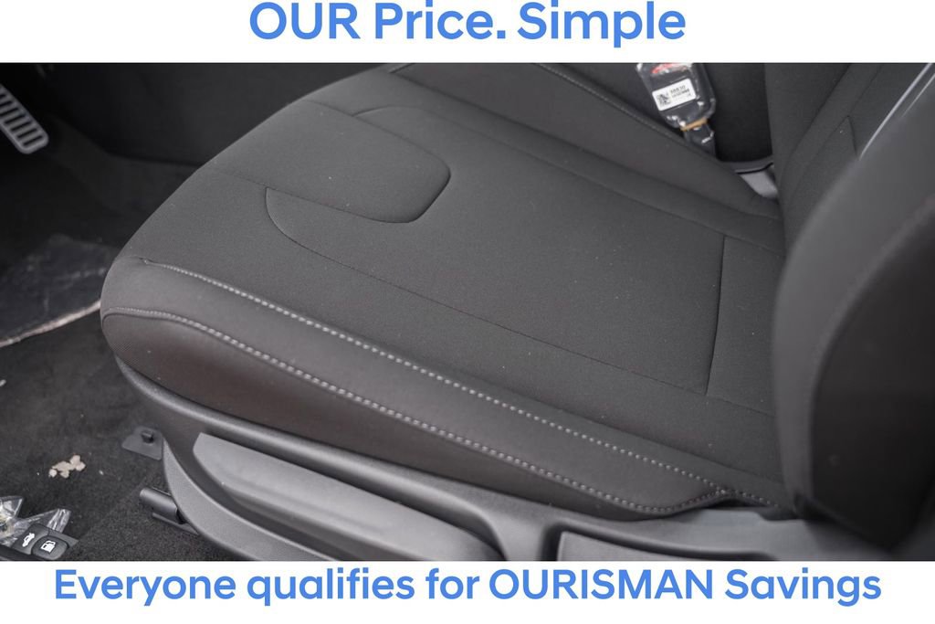 New 2025 Hyundai Elantra Sport image 31