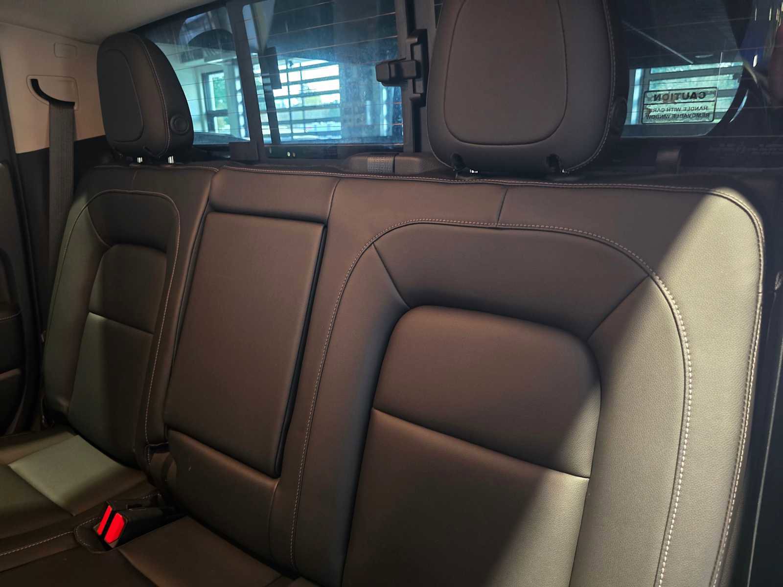 Used 2016 GMC Canyon SLT w/ Driver Alert Package image 17