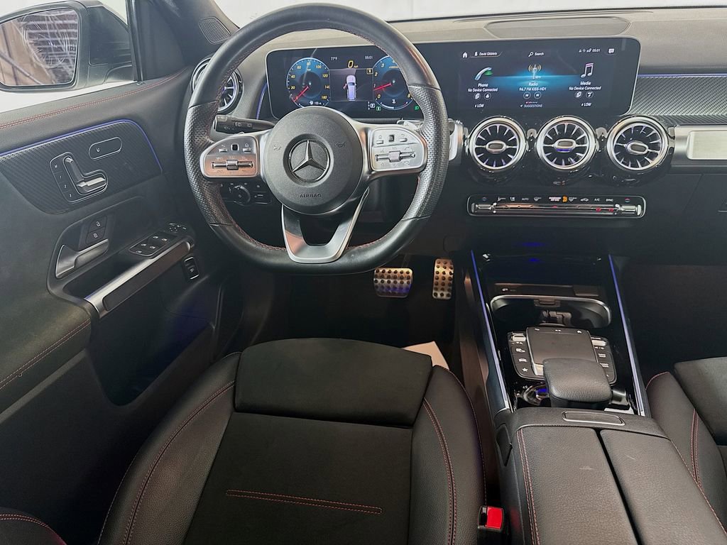 Used 2021 Mercedes-Benz GLB 250 image 25