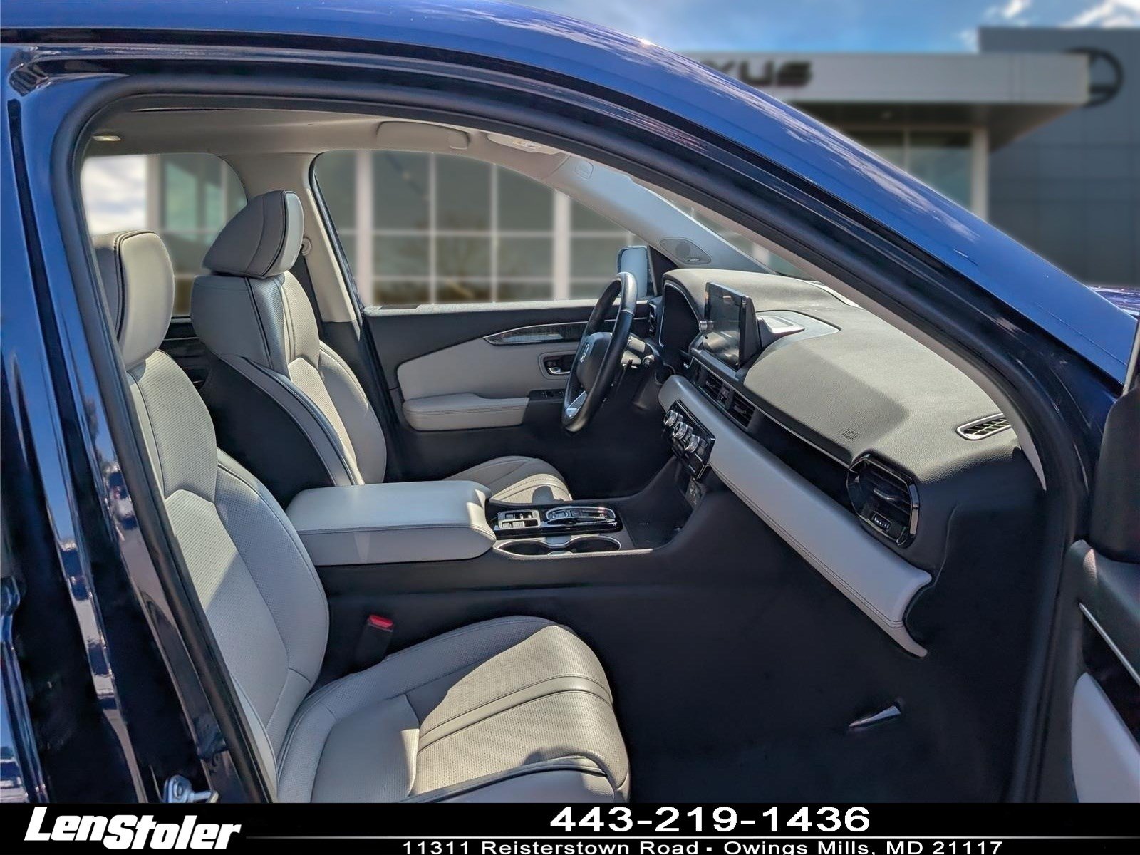 Used 2023 Honda Pilot Elite image 11