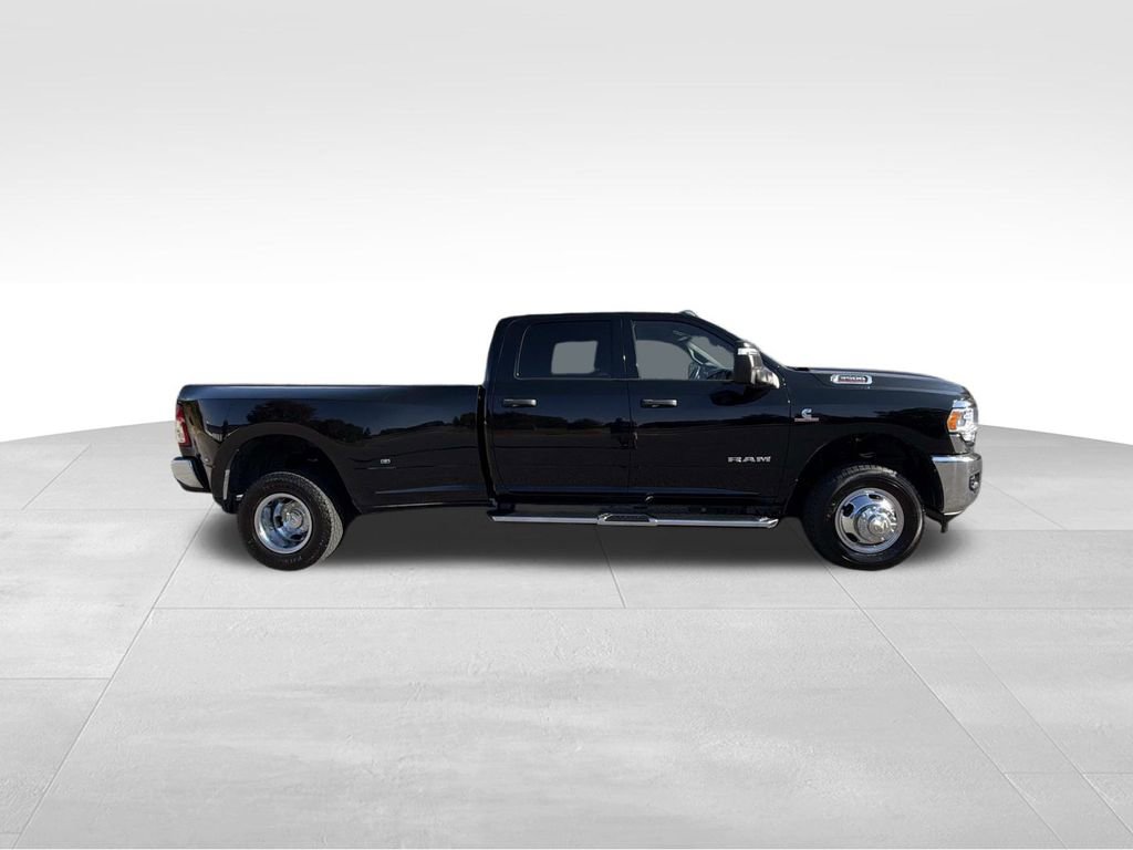 Used 2024 RAM 3500 Big Horn image 2