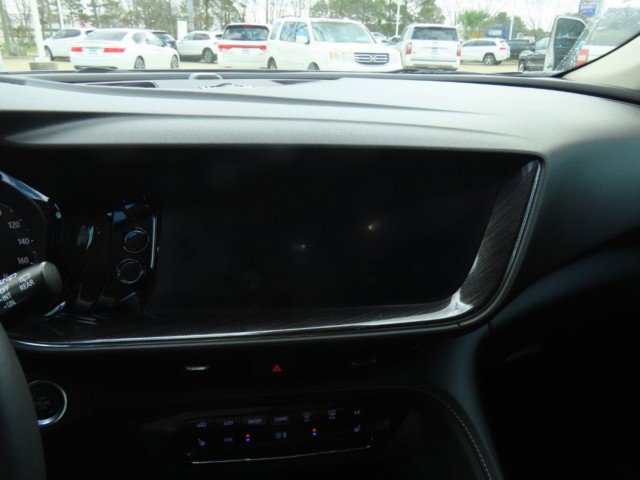 Used 2023 Buick Envision Essence image 29