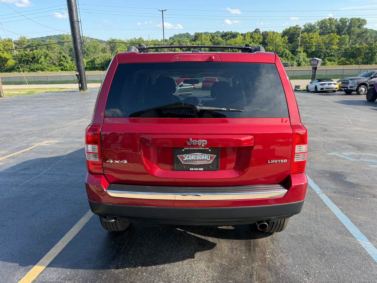 Used 2012 Jeep Patriot Limited w/ Sun/Sound Group AWD/4WD image 7