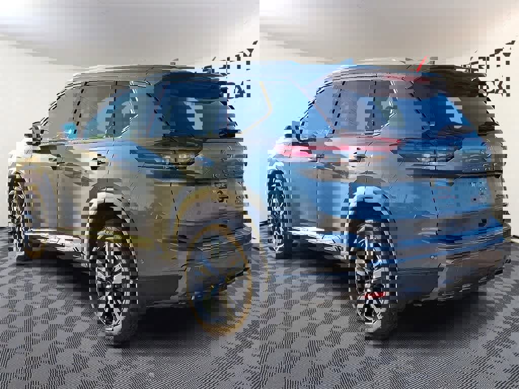 Used 2024 Nissan Rogue SL w/ SL Premium Package image 5