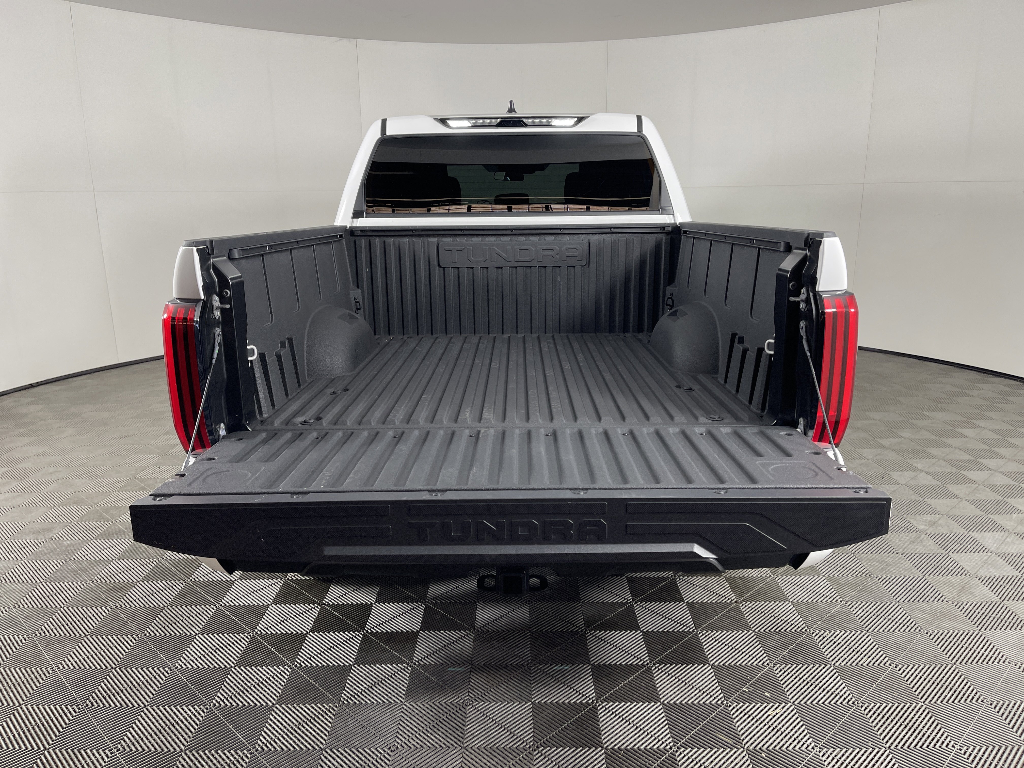 Used 2024 Toyota Tundra SR w/ SR Tow Package image 6