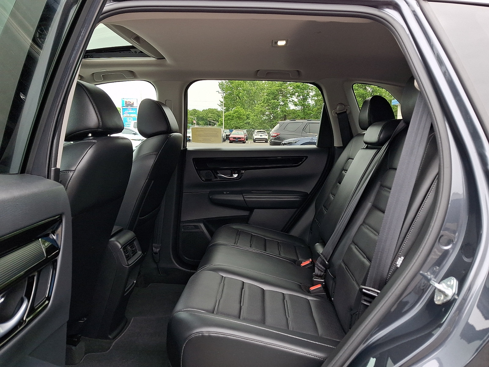 Used 2023 Honda CR-V EX-L image 9