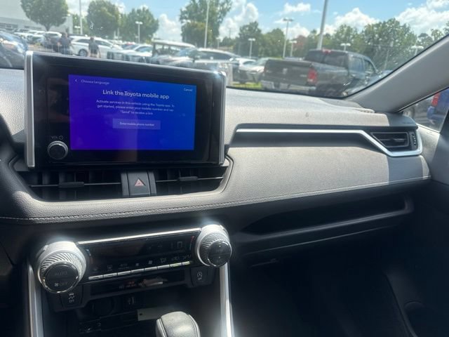 Used 2024 Toyota RAV4 XLE w/ Convenience Package AWD/4WD image 5