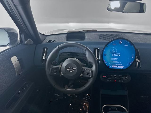 Used 2025 MINI Cooper Countryman S w/ Comfort Package Max image 21