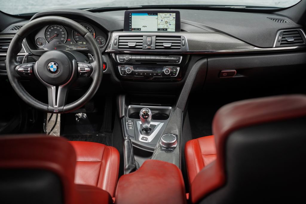 Used 2018 BMW M3 image 22
