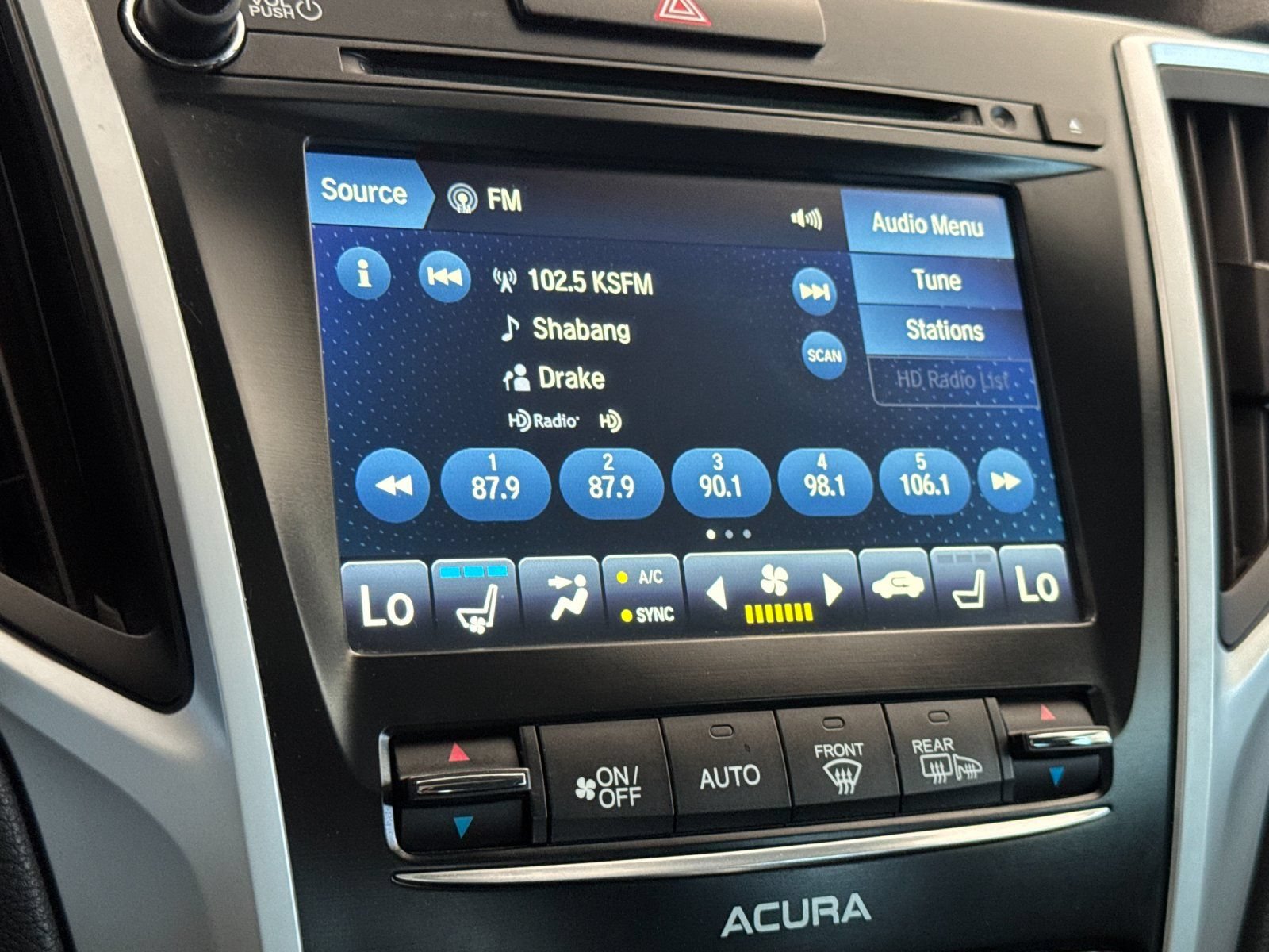 Used 2018 Acura TLX w/ Technology & A-SPEC Package FWD image 17