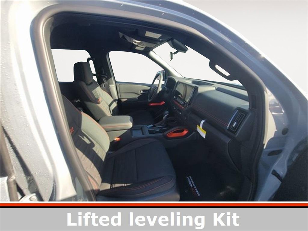 New 2025 Nissan Frontier PRO-4X image 11