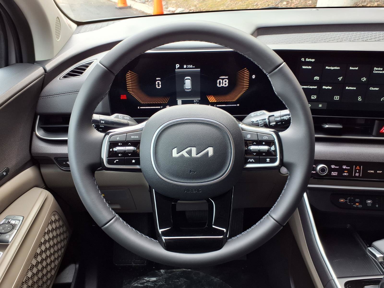 New 2026 Kia Carnival EX FWD image 7