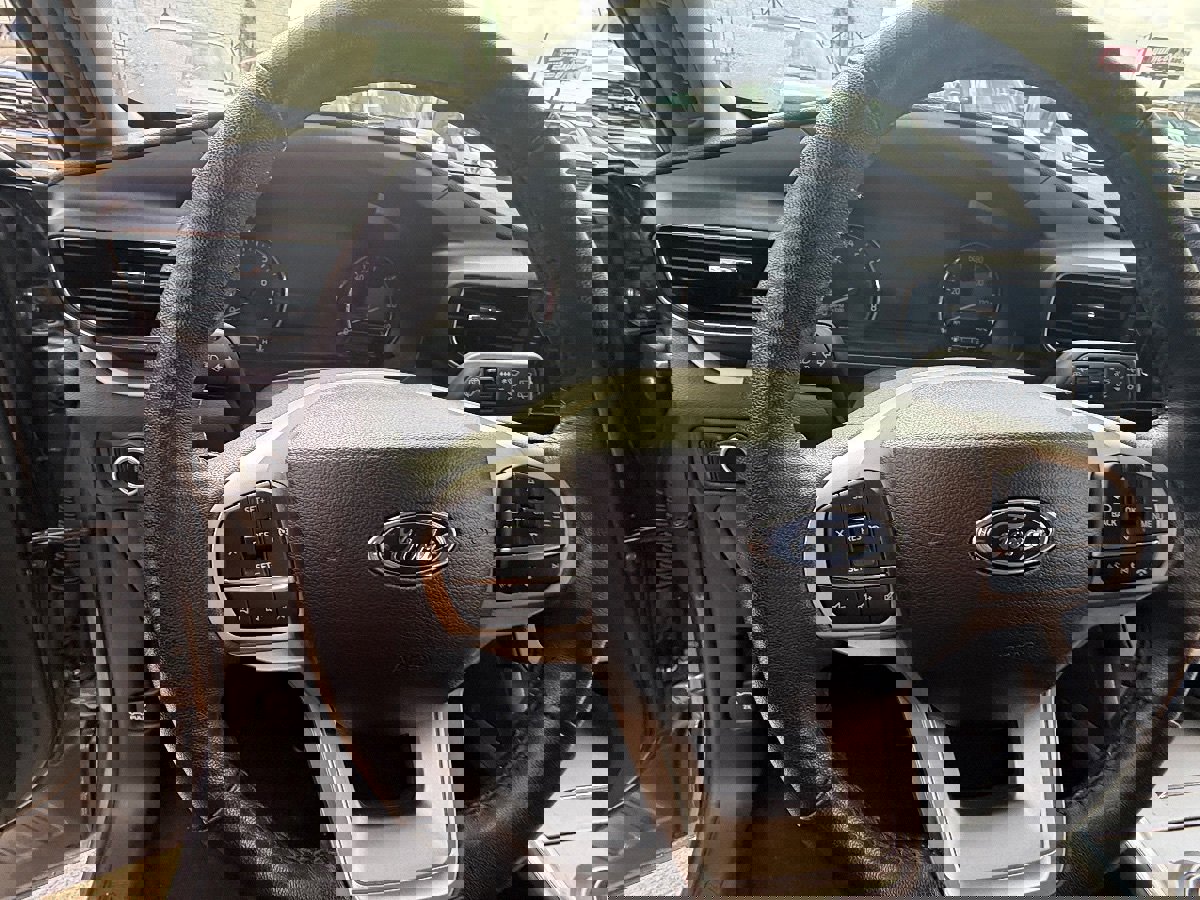 Used 2024 Ford Explorer XLT w/ Equipment Group 202A image 20