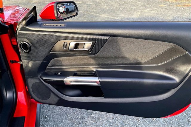 Used 2024 Ford Mustang Convertible image 21