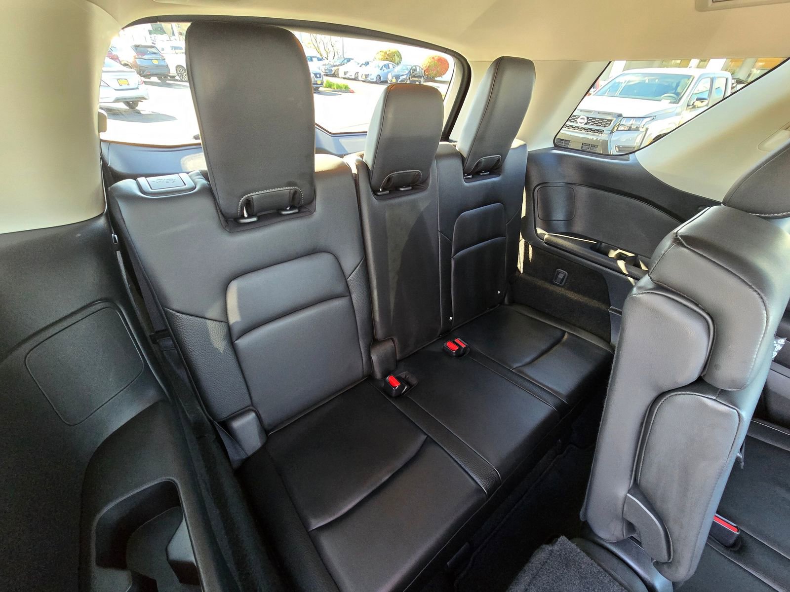 Used 2025 Nissan Pathfinder SL AWD/4WD image 37