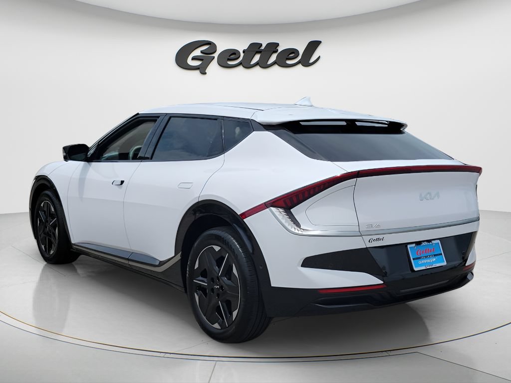 Used 2025 Kia EV6 Wind RWD image 7