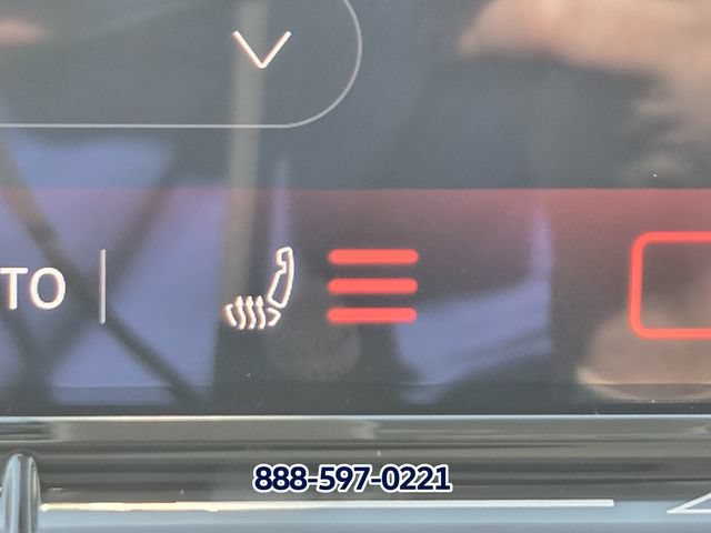 New 2026 Volkswagen Tiguan SE FWD image 18