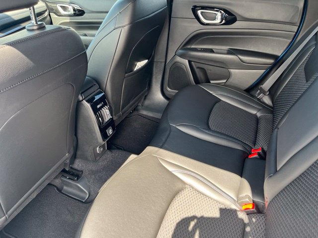 New 2026 Jeep Compass Latitude AWD/4WD image 16