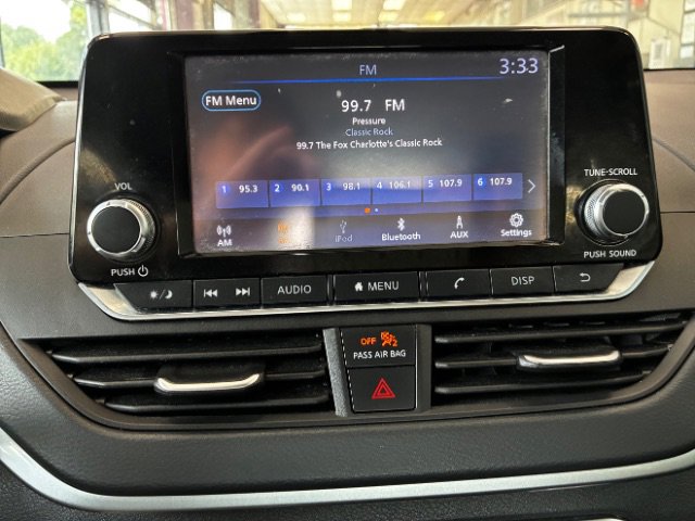 Used 2024 Nissan Altima 2.5 S FWD image 22