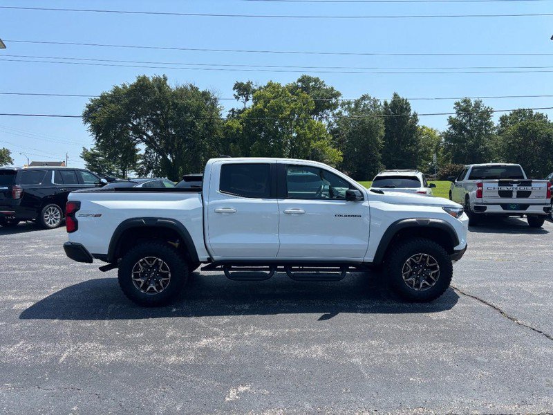 Used 2024 Chevrolet Colorado ZR2 AWD/4WD image 6