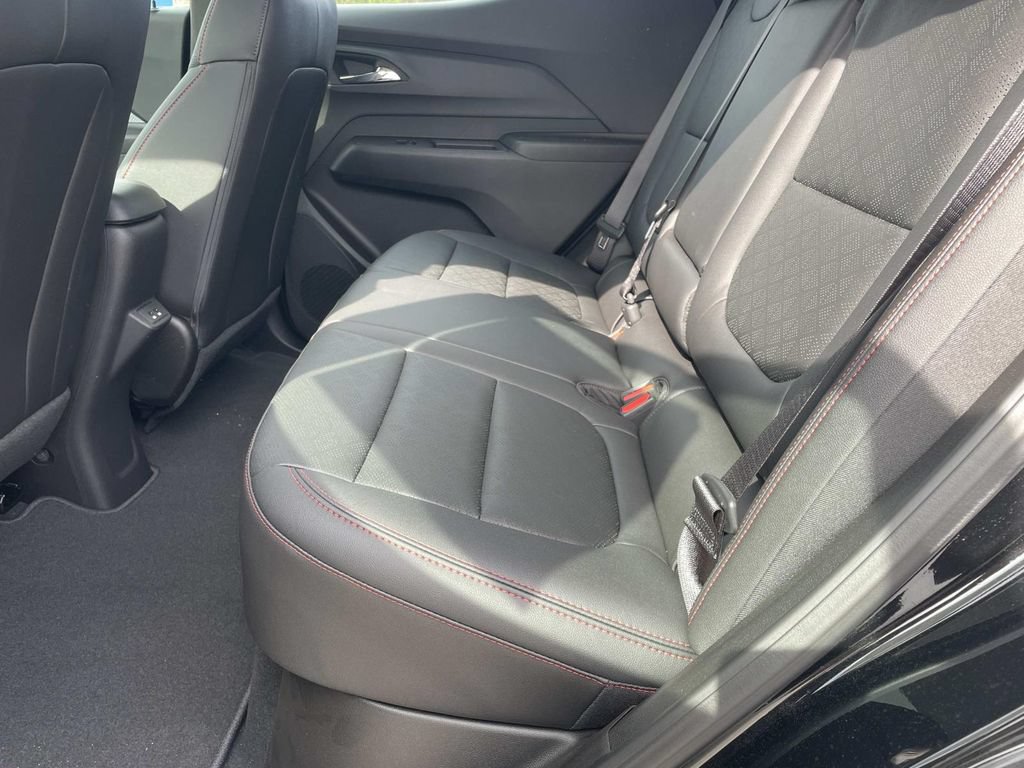 New 2027 Chevrolet Bolt RS w/ Technology Package FWD image 12