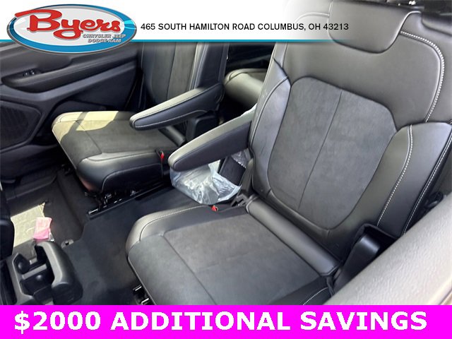 New 2025 Jeep Grand Cherokee L Altitude image 29