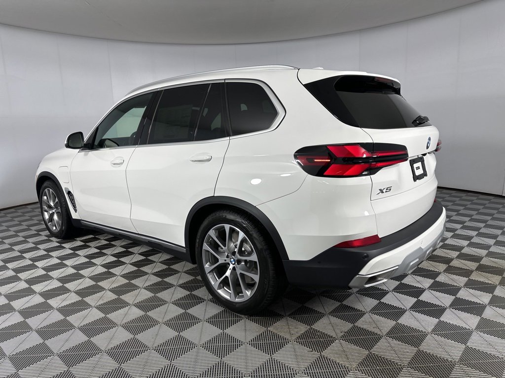 New 2026 BMW X5 xDrive50e w/ Premium Package image 20