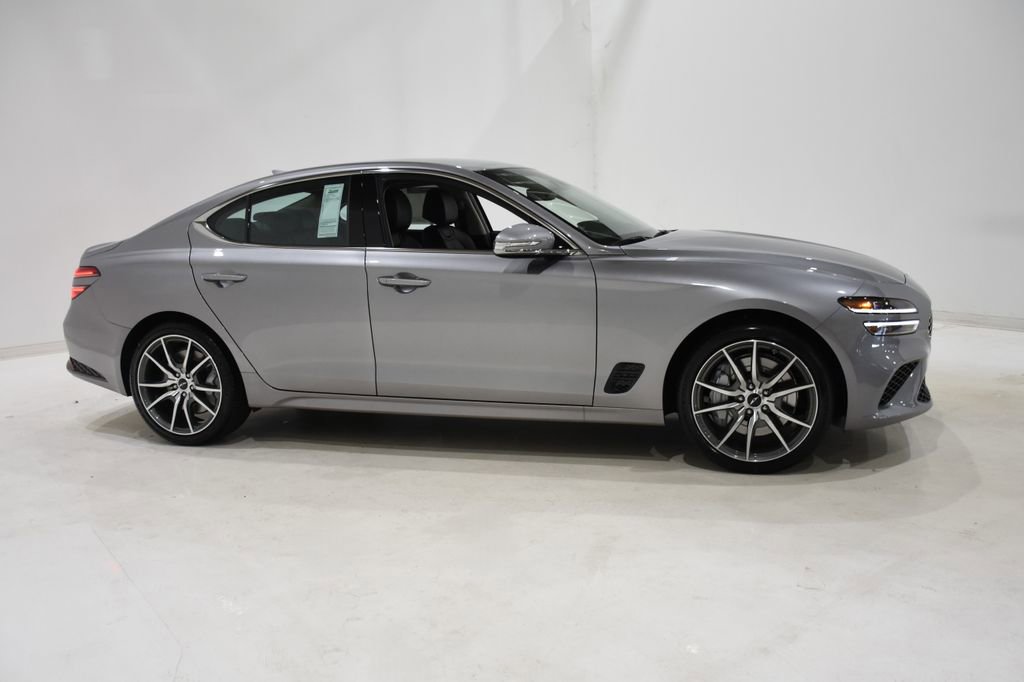New 2026 Genesis G70 2.5T image 3