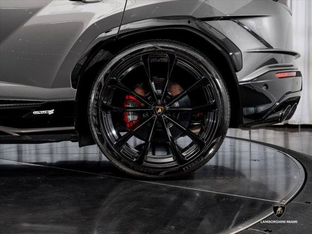 Used 2023 Lamborghini Urus S AWD/4WD image 8