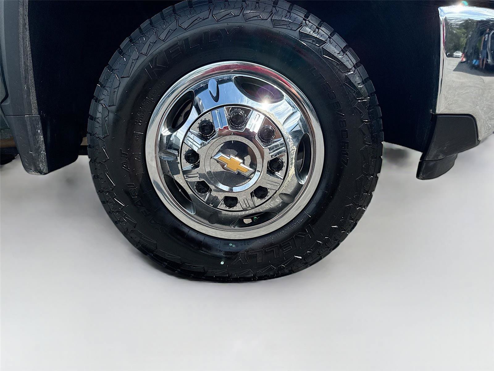 Used 2025 Chevrolet Silverado 3500 LT w/ Texas Edition AWD/4WD image 36