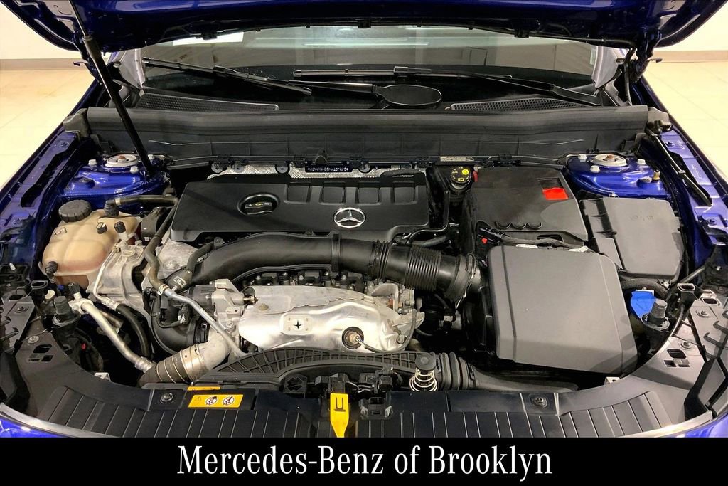 Certified 2021 Mercedes-Benz GLB 250 4MATIC image 32
