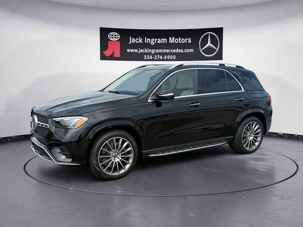 Used 2025 Mercedes-Benz GLE 350 4MATIC image 1
