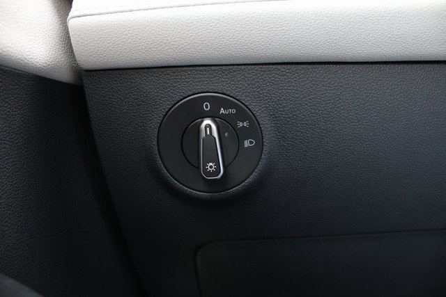 New 2026 Volkswagen Taos S image 10