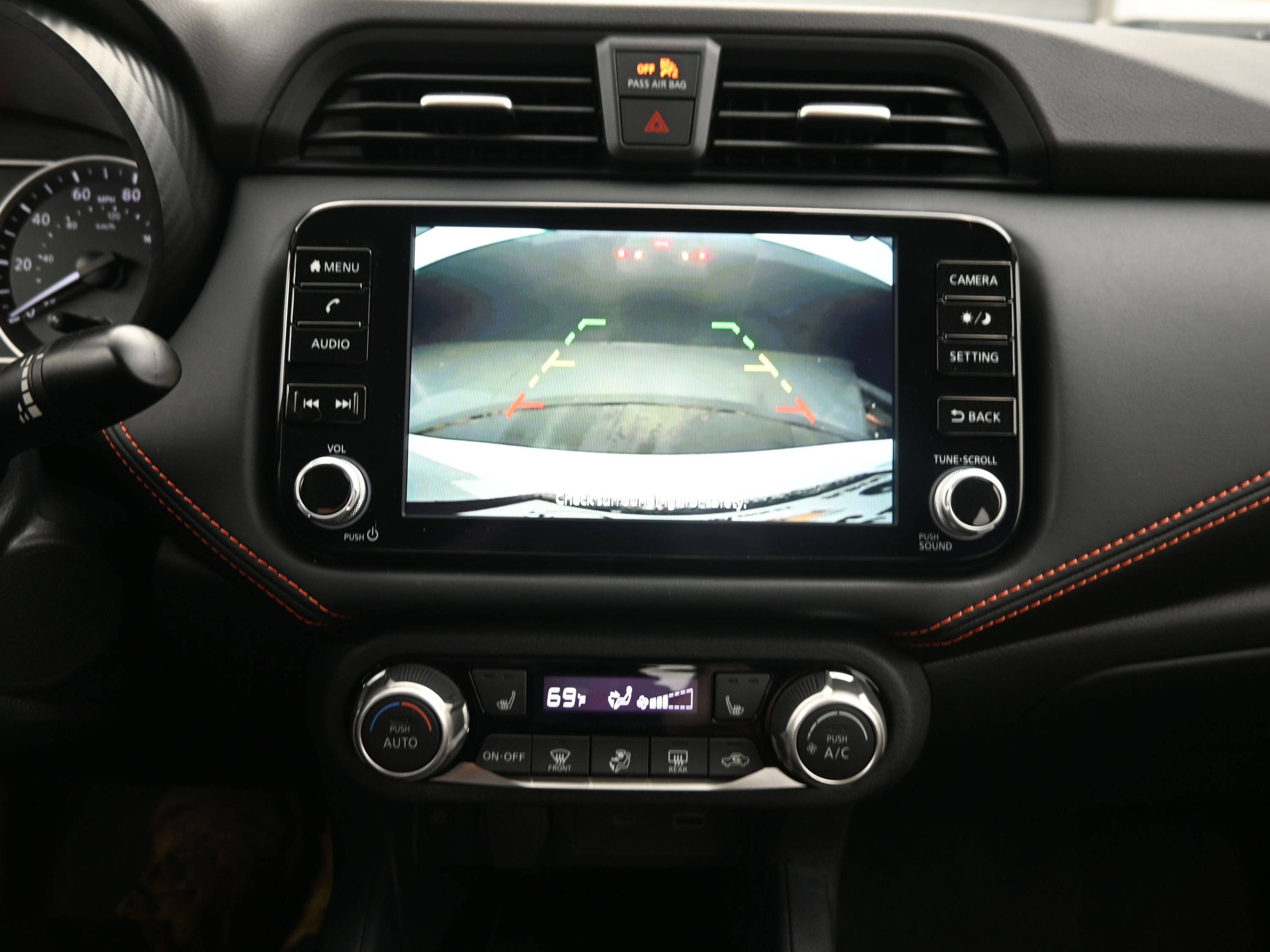 New 2025 Nissan Versa SR image 16