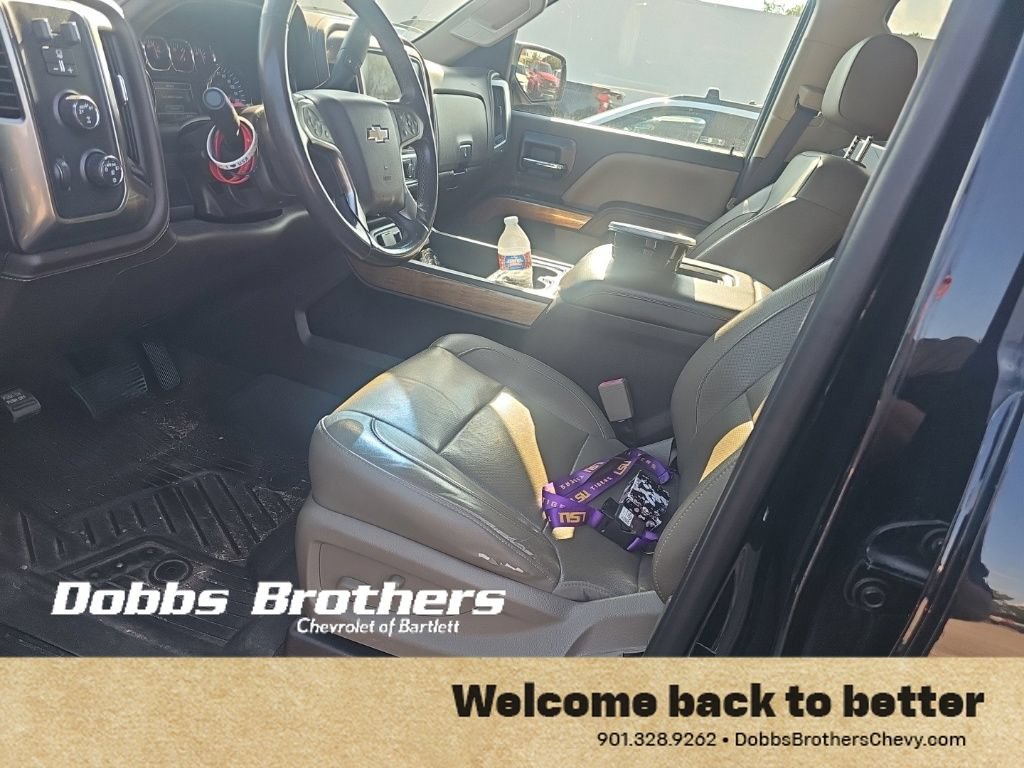 Used 2018 Chevrolet Silverado 1500 LTZ w/ Sport Package AWD/4WD image 17