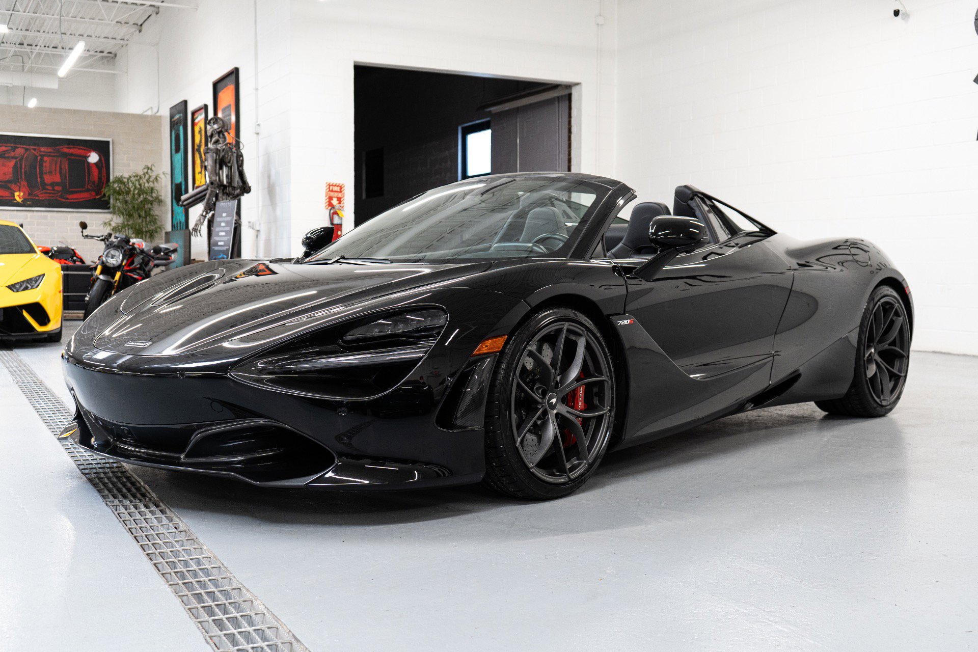 Used 2020 McLaren 720S Luxury RWD image 32
